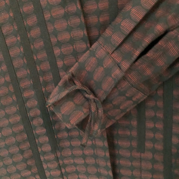 Ben Sherman fitted top with cute cuffs - Picture 9 of 10